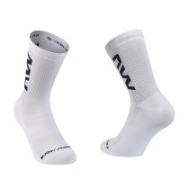 Calcet�n Northwave EXTREME AIR MID Blanco-Negro