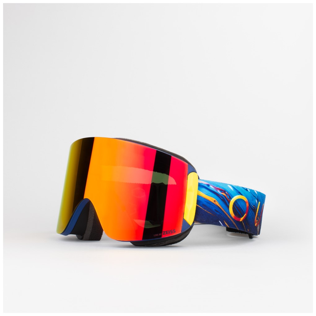 M�scara Esqu� Out Of Katana Atmosphere Red MCI